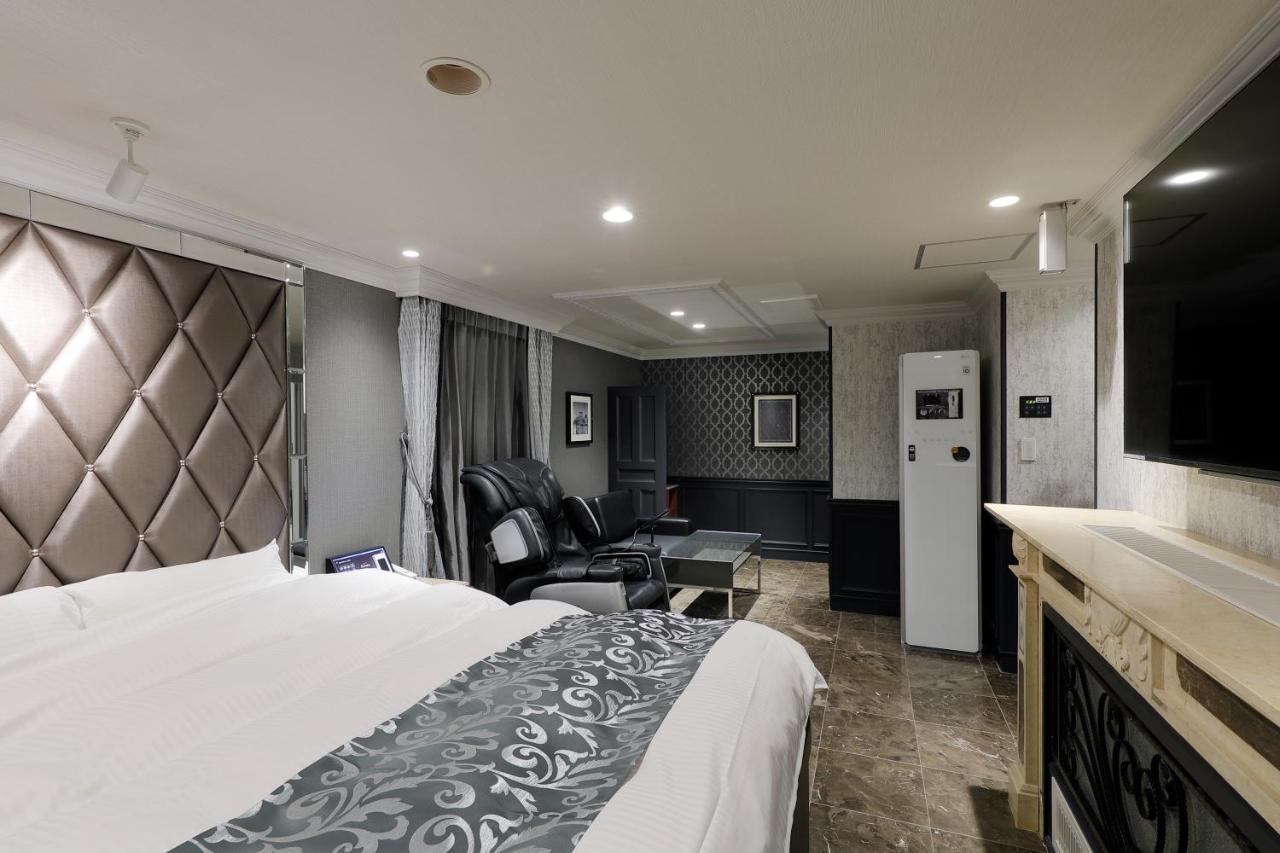 ホテルバースデーきよす店 Hotel Birthday Kiyosu Exterior photo